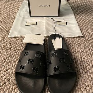 Gucci Pursuit Slide Sandals